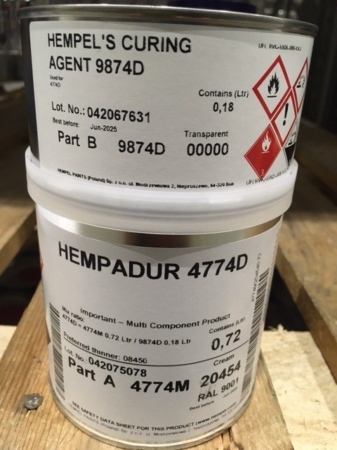 Hempadur 4774D Colour 20454 (Hempadur 4774M Base + Hempel's Curing Agent 9874D), 0,9 ltr. Hempadur 4774D Colour 20454 (Hempadur 4774M Base + Hempel's Curing Agent 9874D), 0,9 ltr.